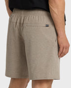 Crossfire Submersible 18 Hybrid Shorts - Khaki